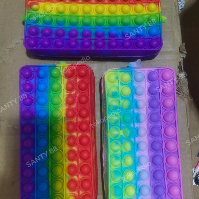 

Tempat Pencil Anak Kotak Pensil Pop It Warna Pelangi / Tempat Pensil