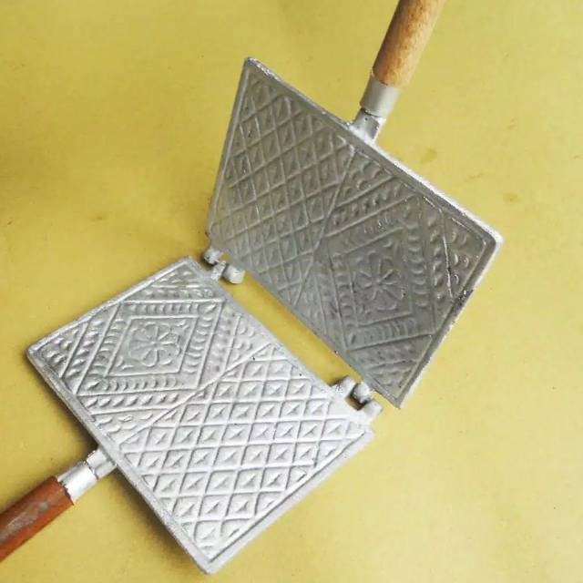 Catalan kue semprong