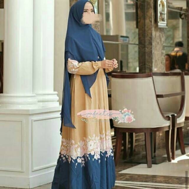 Preloved navy floral by zafeetri