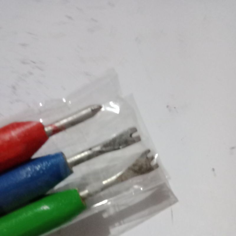 

Kerik Krayon Isi 3