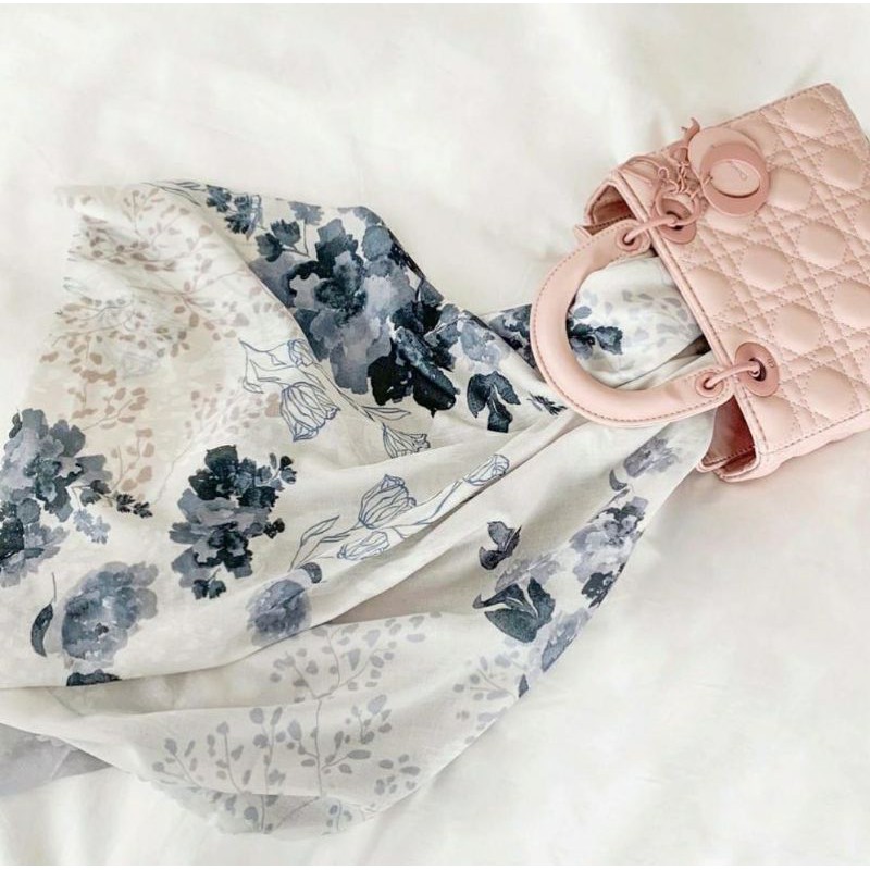 Kuas Scarf Vanilla Hijab