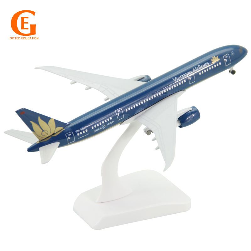 B787 Model Pesawat Terbang Vietnam Boeing 787 Bahan Metal Alloy Die-cast Ukuran 16CM / 20CM