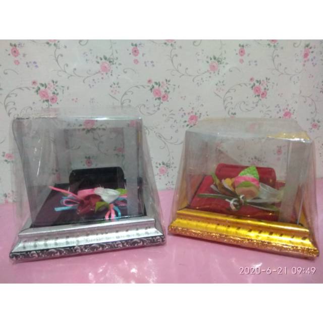 Tempat cincin / seserahan / hantaran /kotak fiber