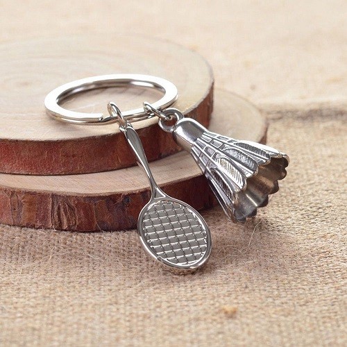 Keychain Gantungan Kunci Bentuk Raket dan Kok Badminton Bulutangkis Bahan Stainless Steel Set Kado Hobi Souvenir