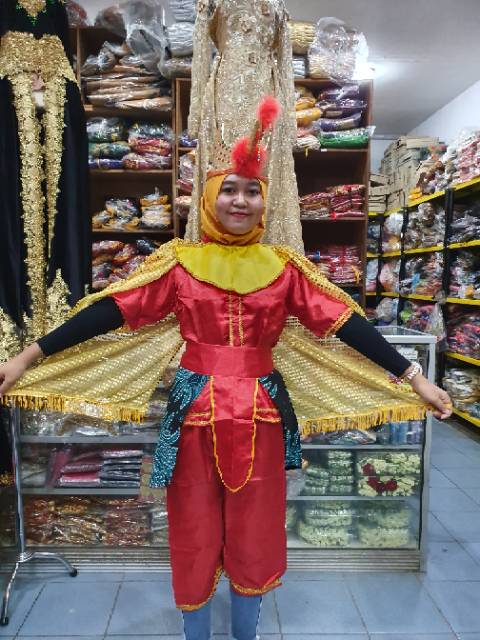 Baju Tari Merak Manuk Dadali