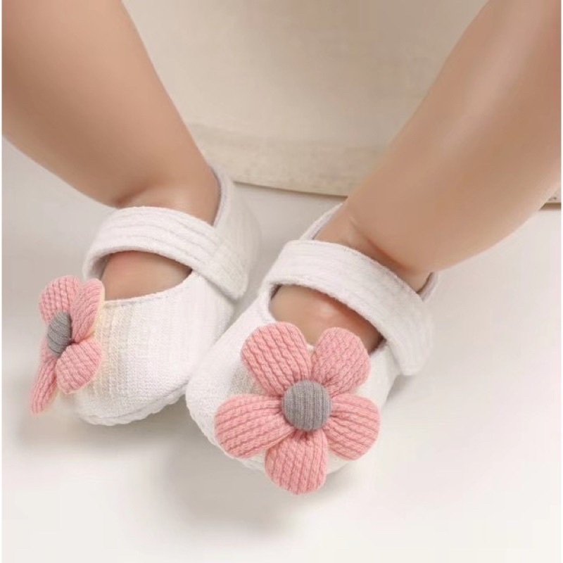 CUTESUNY Sepatu Prewalker Casual Anti Selip Aksen Bunga untuk Bayi Perempuan 0-18 lucu murah