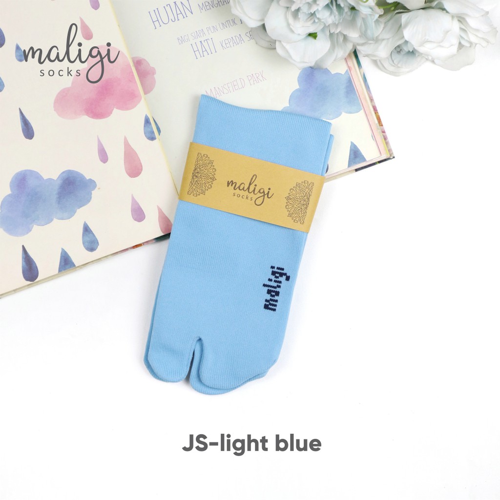 Kaos Kaki Jempol Panjang / Maligisocks / kaos kaki polos/ JL- Cream-LIGHT BLUE