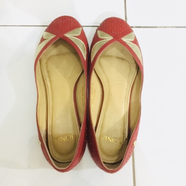 Preloved sepatu bonia ori