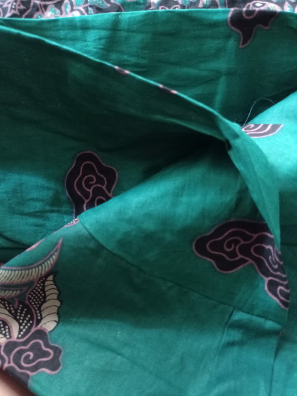 Kemeja Batik Spesial Navy / Batik Pria Lengan Panjang / Baju Batik Pria / Seragam Batik