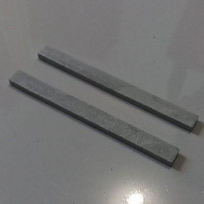 Kapur Besi 125mm × 12mm × 5mm Ferrari / STONE PENCIL