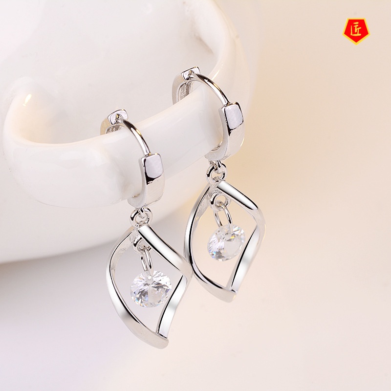 [Ready Stock]Fashion Simple Twist Diamond Earrings