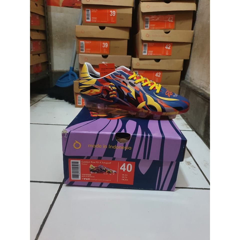 OrtusEight Catalyst Rise x Tutugraff Victory FG - Sepatu Sepak Bola