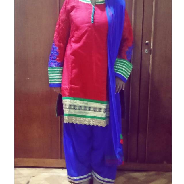 READY SALWAR KAMEEZ INDIA/ DRESS INDIA/ BAHAN KATUN SILK TANGAN BROKAT.