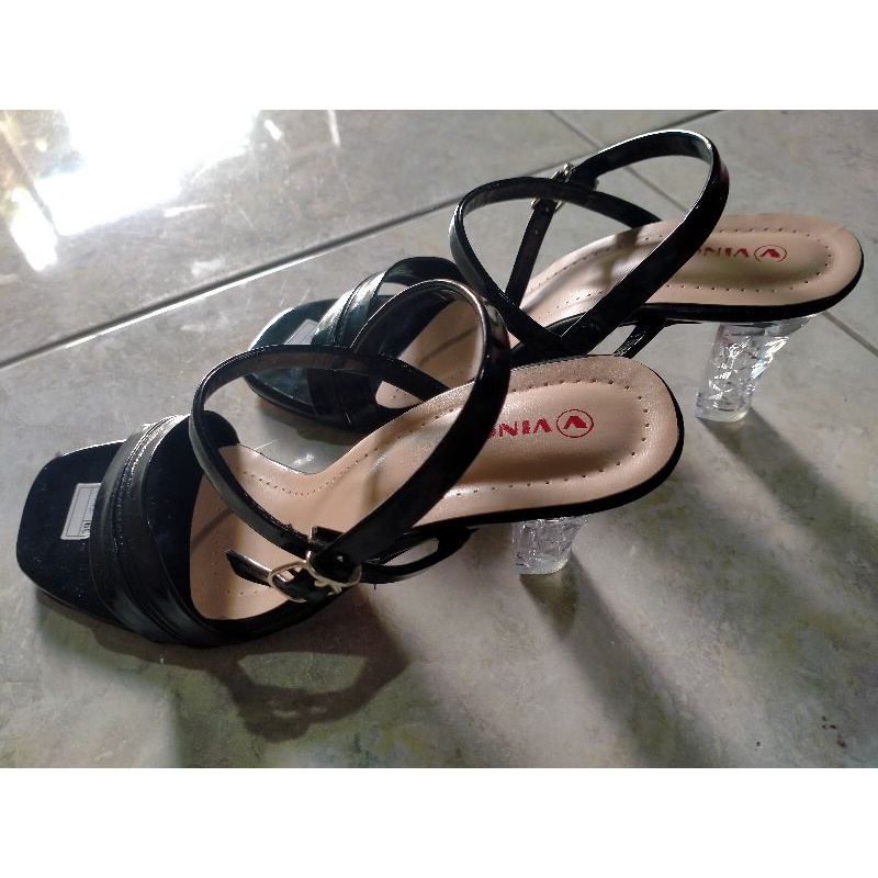 Sandal Wanita Hells Tumit Kaca