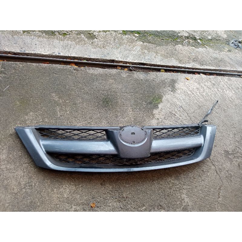 GRILL INNOVA 2004 2005 2006 2007 ORIGINAL