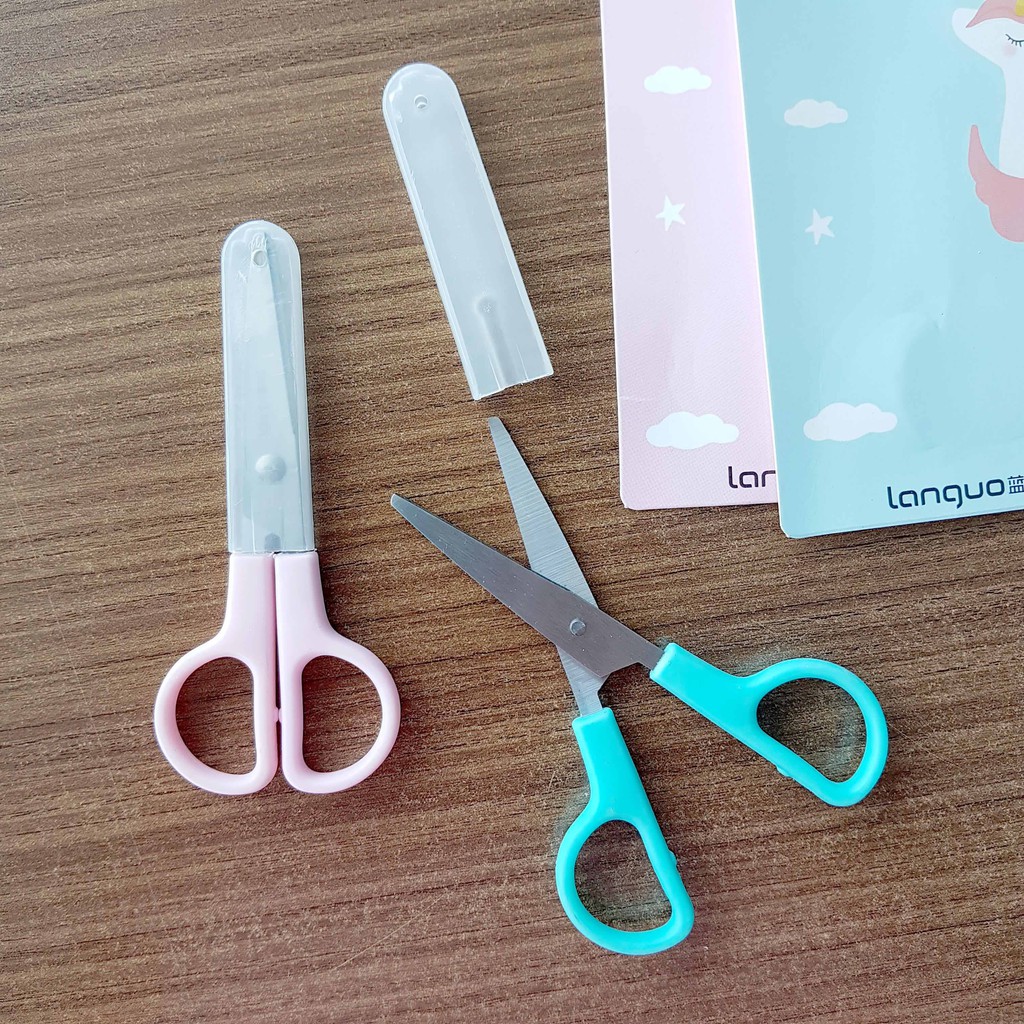 

Languo Scissors Unicorn / Gunting
