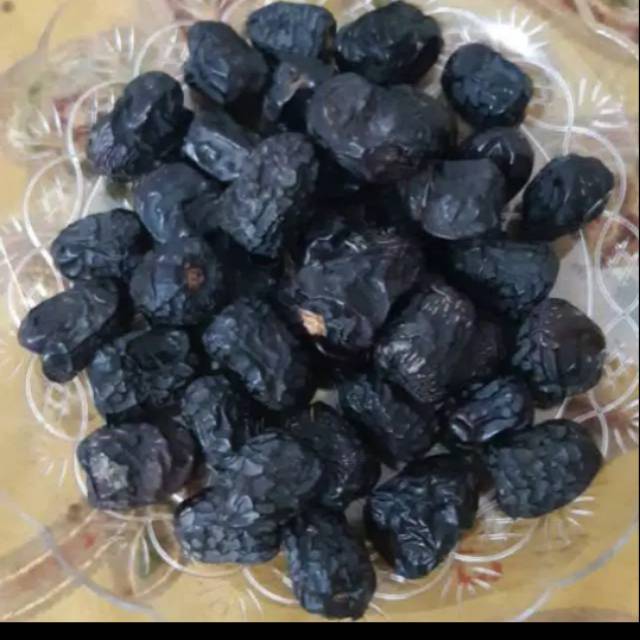 

Kurma ajwa super 1kg
