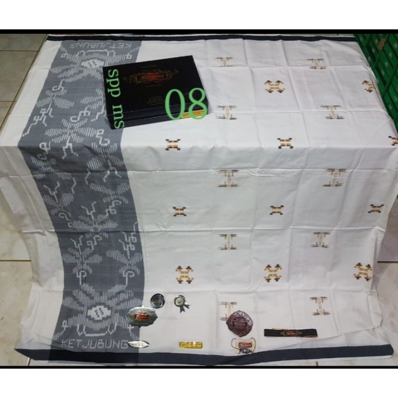 ketjubung SPP sutra mesres gold/black