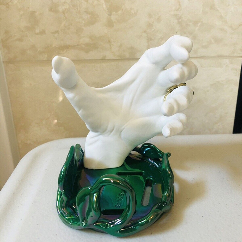 Holder Sabun Bentuk Tangan Penyihir Bahan Resin Untuk Kamar Mandi