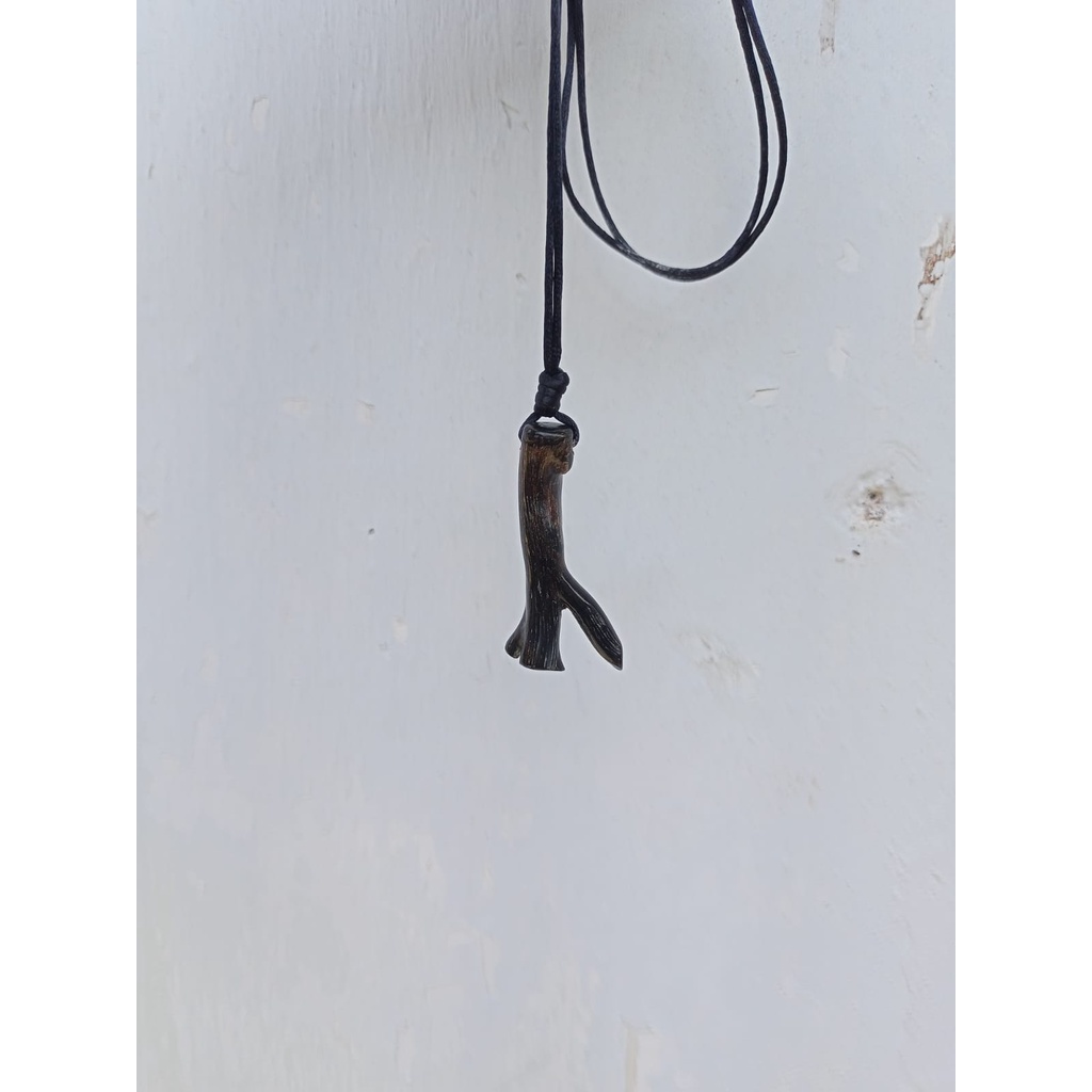 Kalung Pria Akar Bahar Hitam Natural