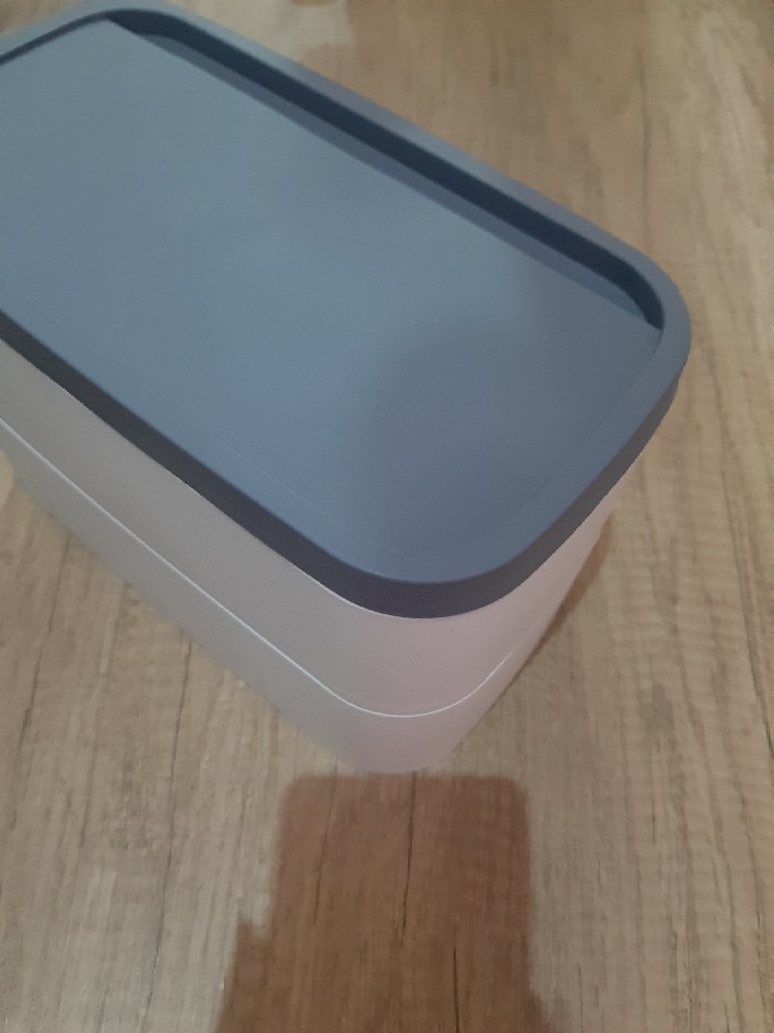 Kotak Penyimpanan Masker Anti Debu Kapasitas Besar 2 Layer Portable Untuk Rumah/kantor