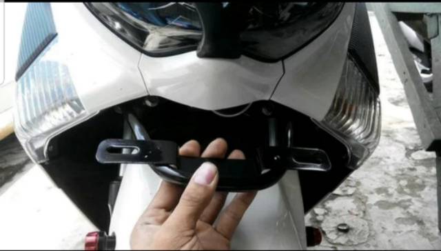 Breket plat nomor nmax kumis