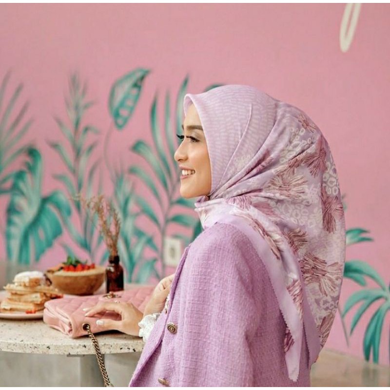 PRELOVED LES AMITIES REBORN LILAC