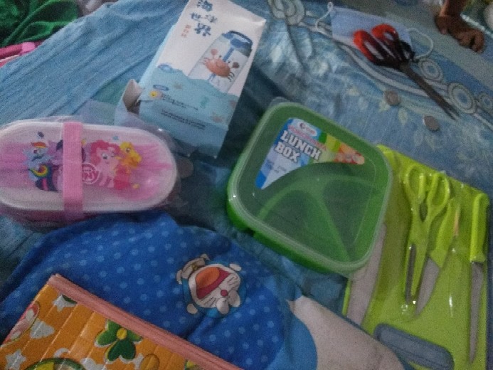 Lunch Box / Tempat Makan / Kotak Makan Sekat Clio Yokohama Per Buah