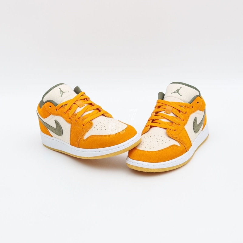 Air Jordan 1 Low Light Curry GS Women