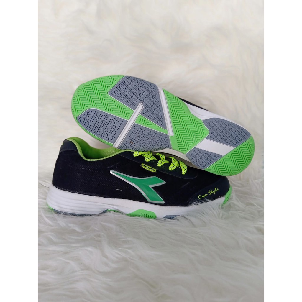 SEPATU BADMINTON NEW AND ORIGINAL MURAH DAN BERKUALITAS PRIA DAN WANITA