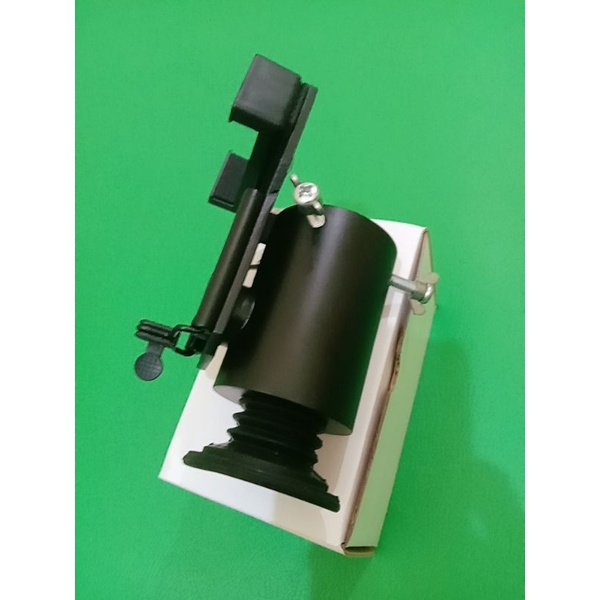 mounting kamera samping