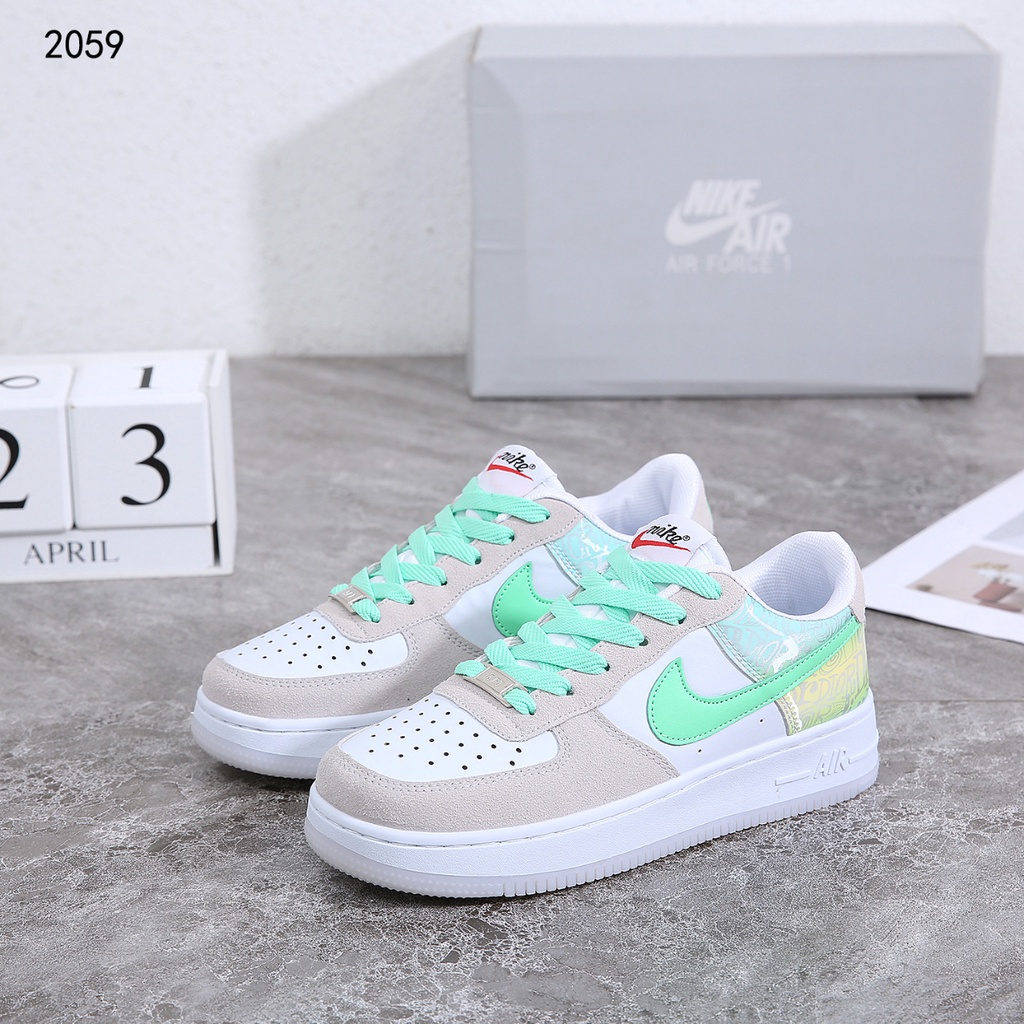 NK Air Force Sneaker 2059