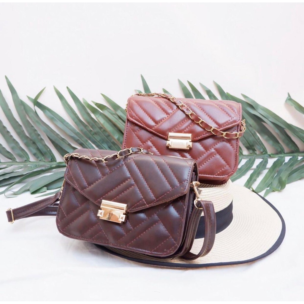 READYSTOCK - SIAP KIRIM - LEYA EMBOSS BAG