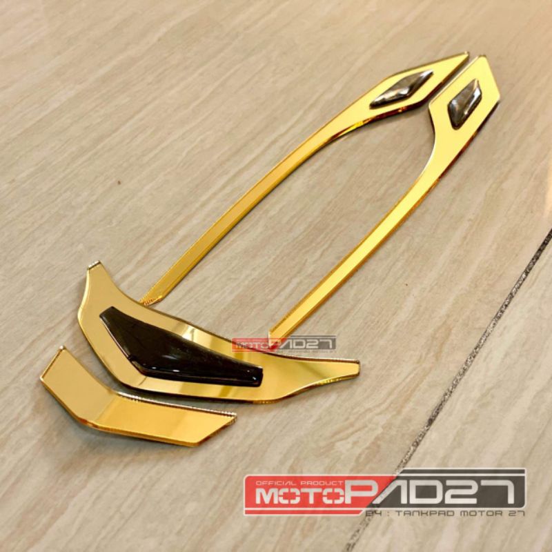 GARNISH GARNIS ALIS LAMPU DEPAN HONDA NEW VARIO 160 AKRILIK PREMIUM