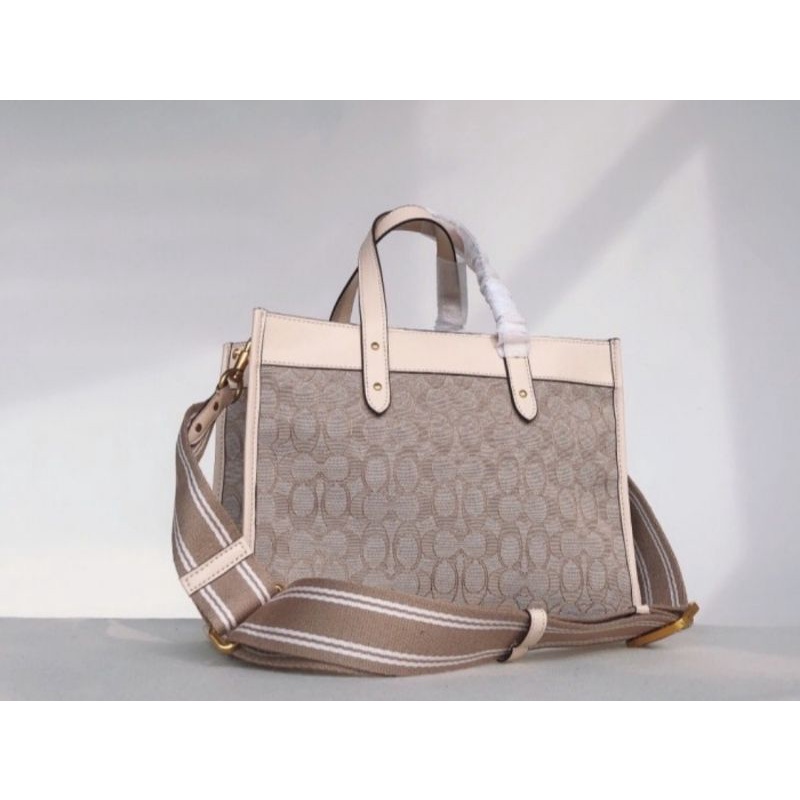 Coach Field Tote 30 In Signature Jacquard stone ivory (C3282)