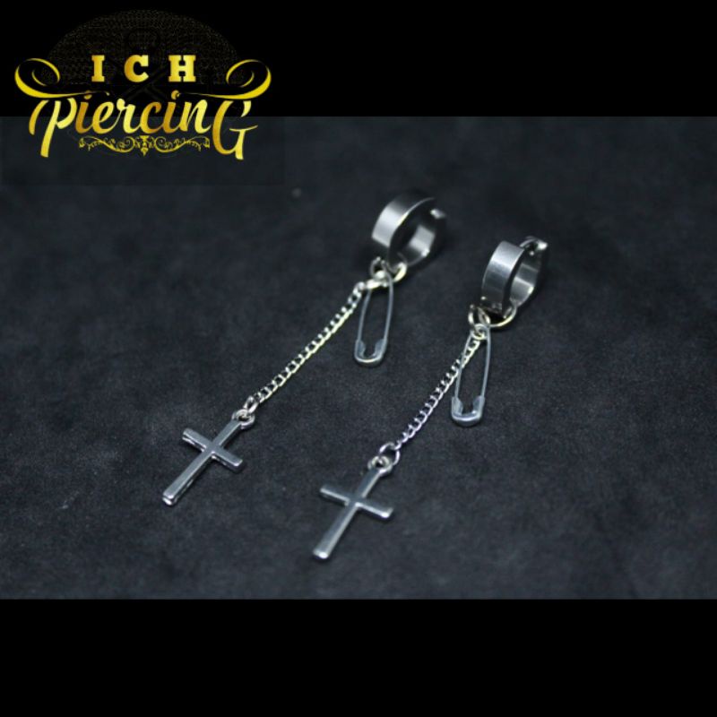 ANTING GANTUNGAN SALIB PENITI PRIA WANITA