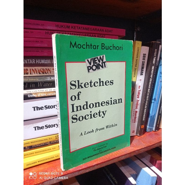 buku sketches of Indonesian society Mochtar buchori