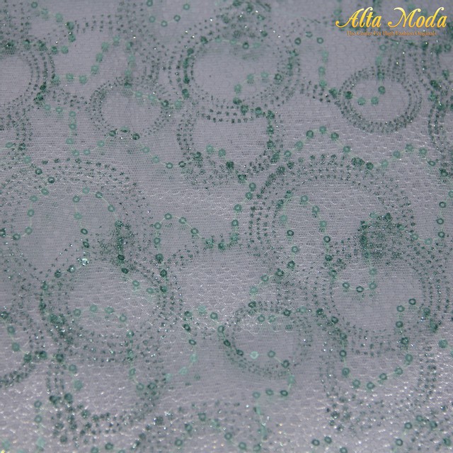 

Alta Moda Kain Tile Bordir Lurex Motif Lingkaran Hijau (1M)
