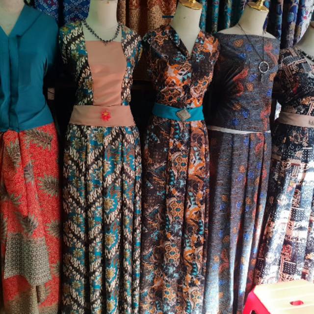Bakal bahan baju batik