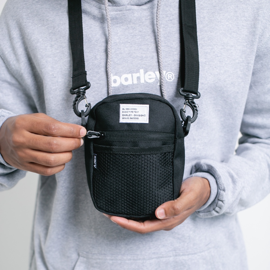 Barley Division Cole Black Shoulderbag / Tas Selempang Slingbag
