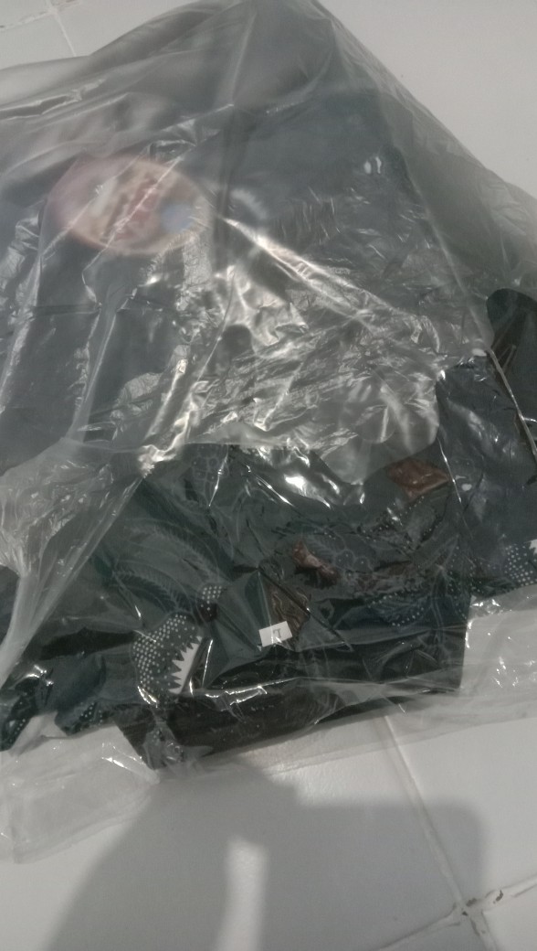 Kemeja Batik Pria Lengan Pendek Original Motif Hitam Manis Kujang  Atas Sragam M L Xl