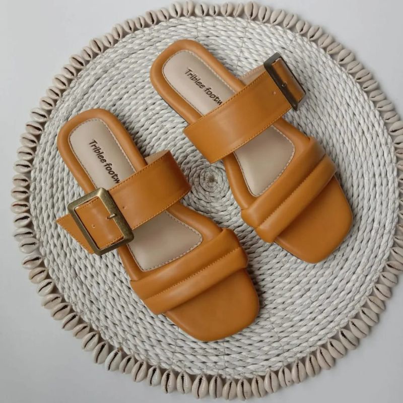 triblee footwear sandal flipflop