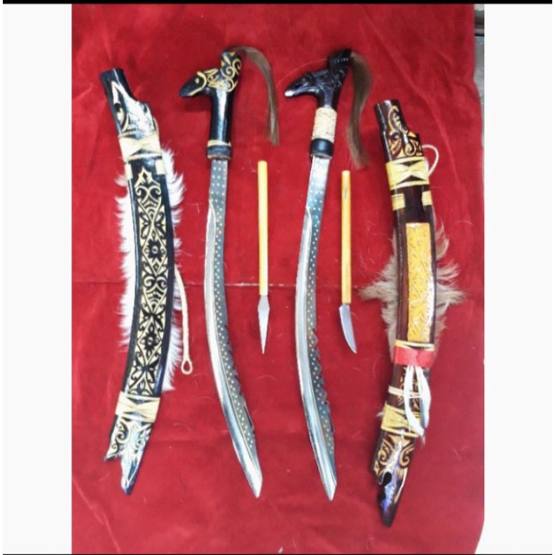 MANDAU BAJA HITAM KHAS DAYAK KALIMANTAN