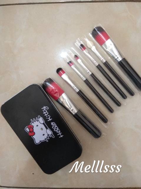 (STOK READY) KUAS/ BRUSH MAKE UP HELLO KITTY