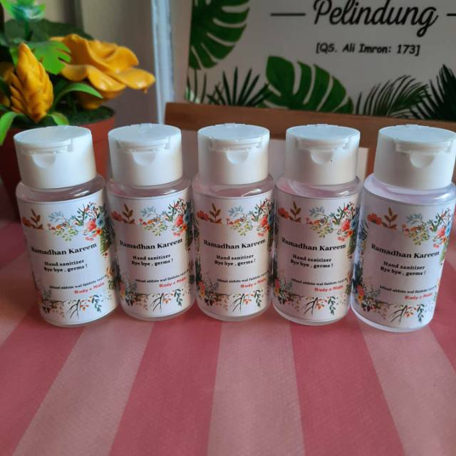 

Custom handsanitizer, hampers lebaran, hampers ulang tahun