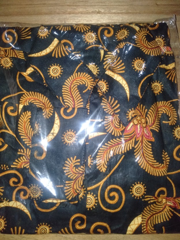 Maura Couple - Sania Ruffle Batik Couple Ori Ndoro Jowi Dnt Garansi Termurah Shopee - Sarwendah