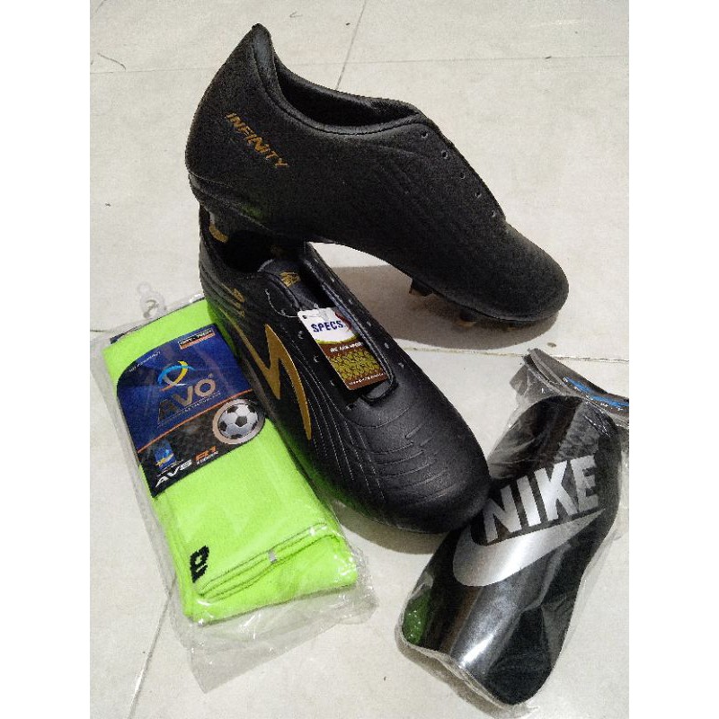 SEPATU BOLA Gratis Kaos Kaki AVO &amp; Deker Kaki