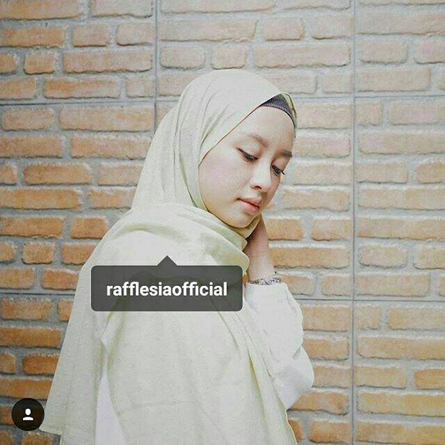 Rubiah Pashmina x gitasav