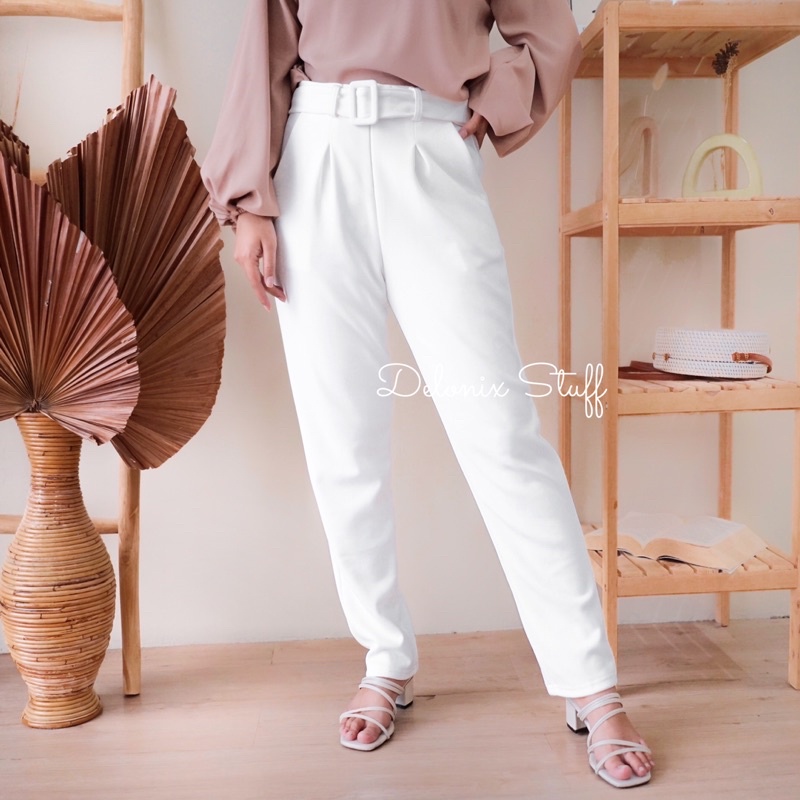 DELONIX | Basic belt scuba pants