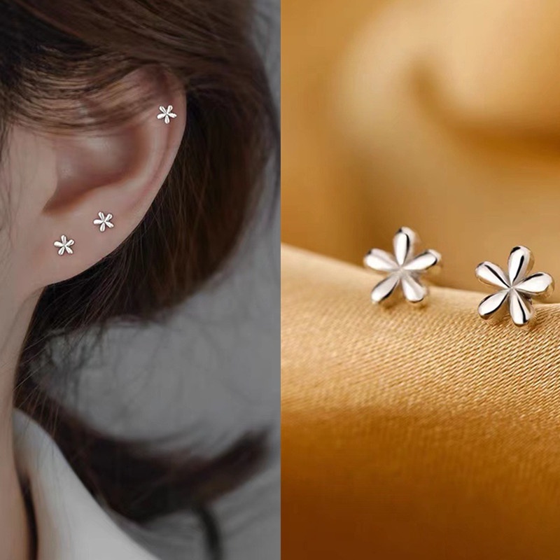 Anting Desain Bunga Mini Bahan 925 Silver Untuk Wanita